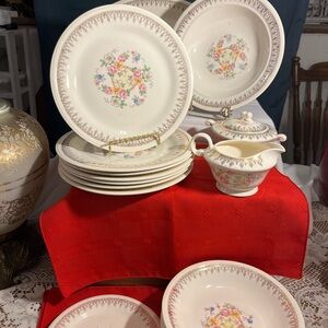 Edwin Knowles Royal knowton 1940s50s shabby chic central floral motif gold fili